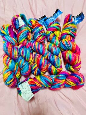 Berroco 100% Wool Hip-Hop Multicolor Hand-Dyed Chunky Yarn Rainbow 6 Skeins